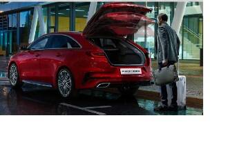 Otevírání kufru pohybem noh