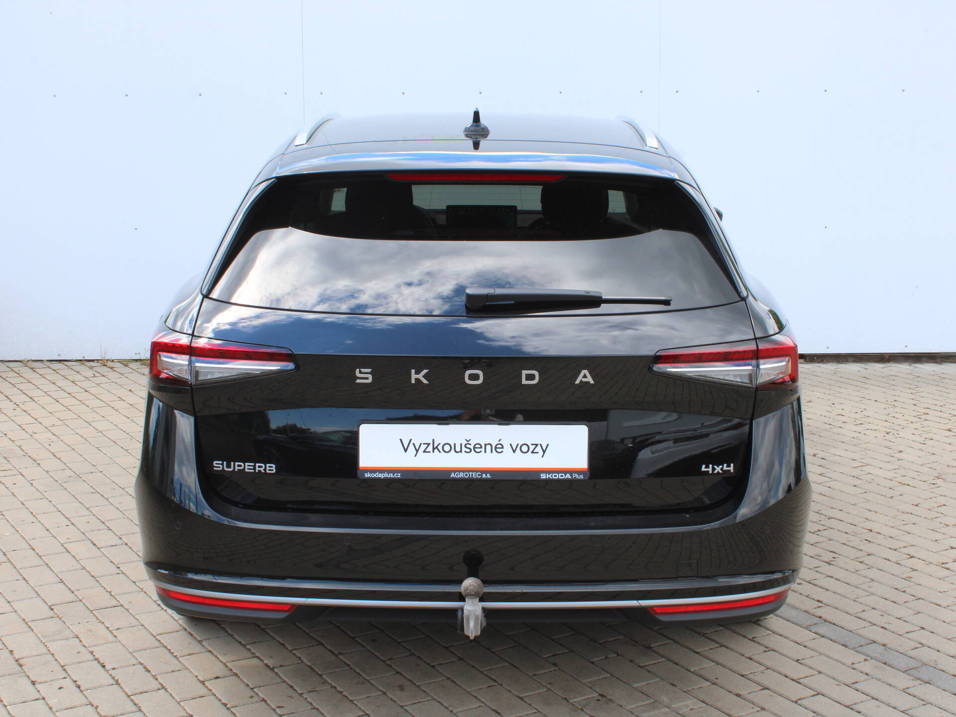 product-gallery-image