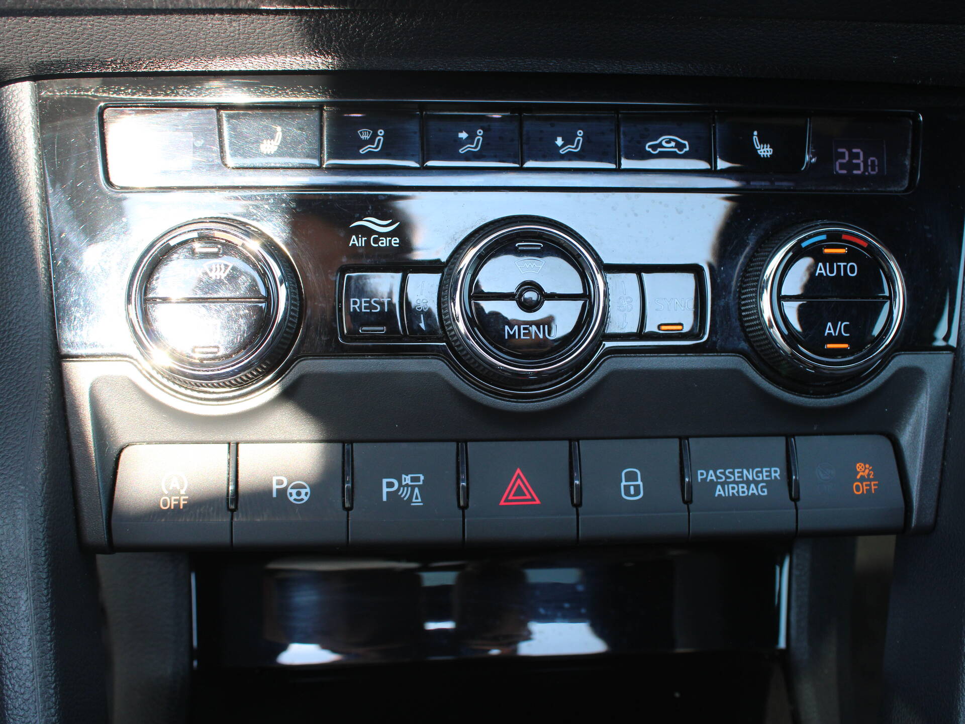 product-gallery-image