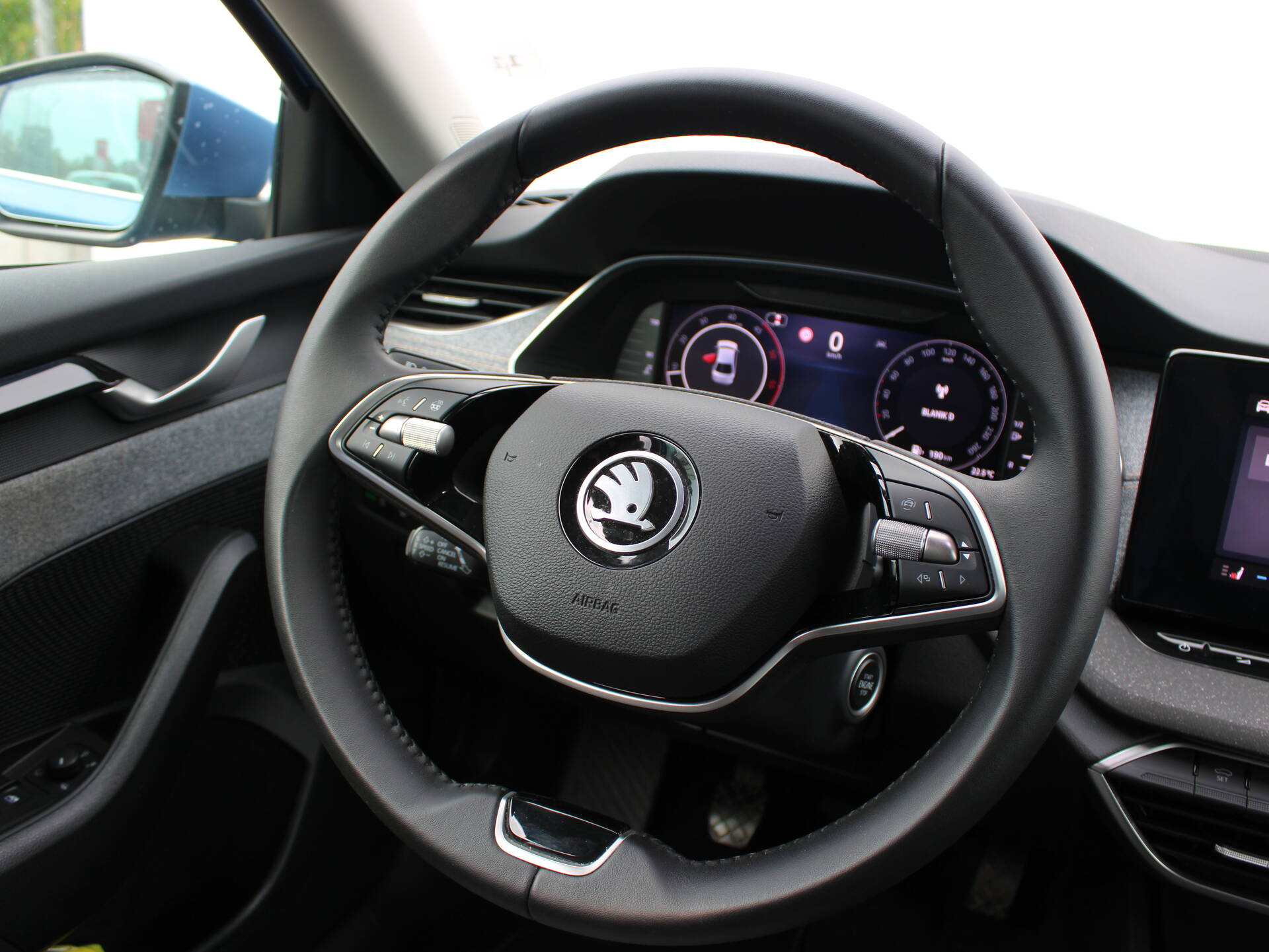 product-gallery-image
