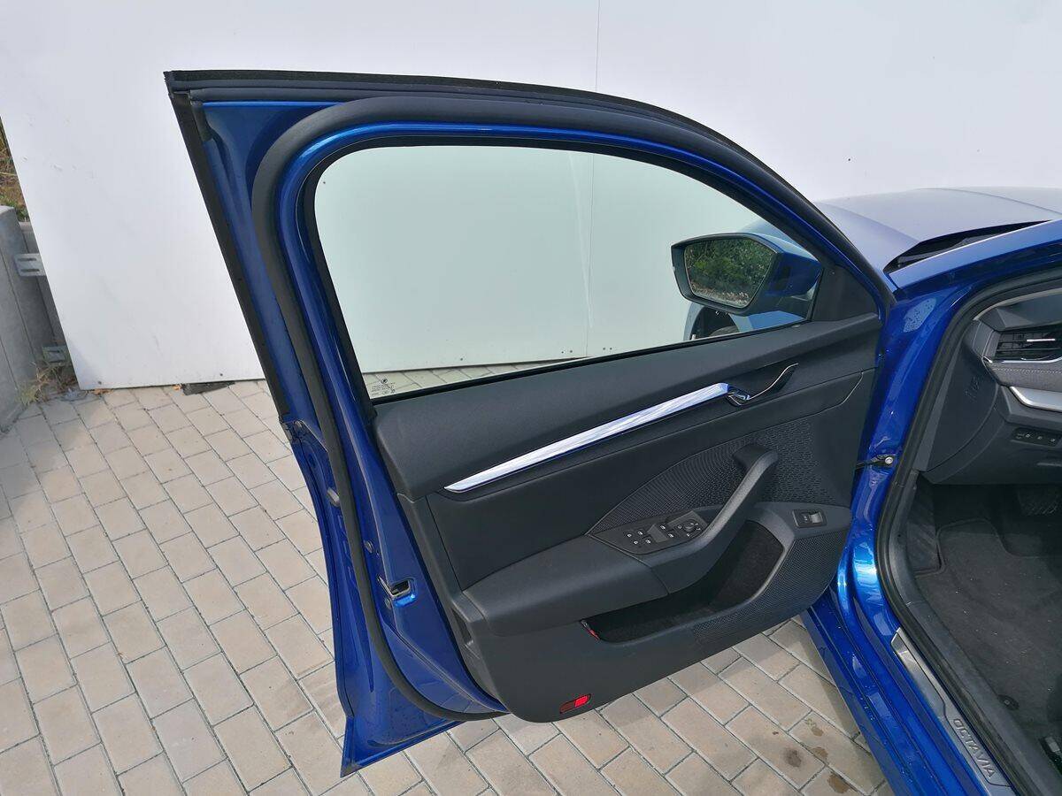 product-gallery-image