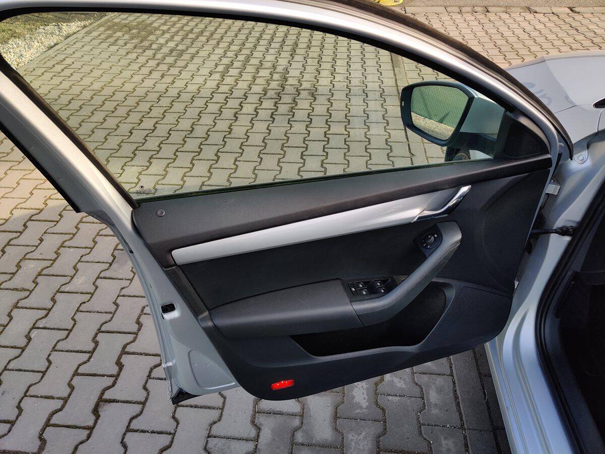 product-gallery-image