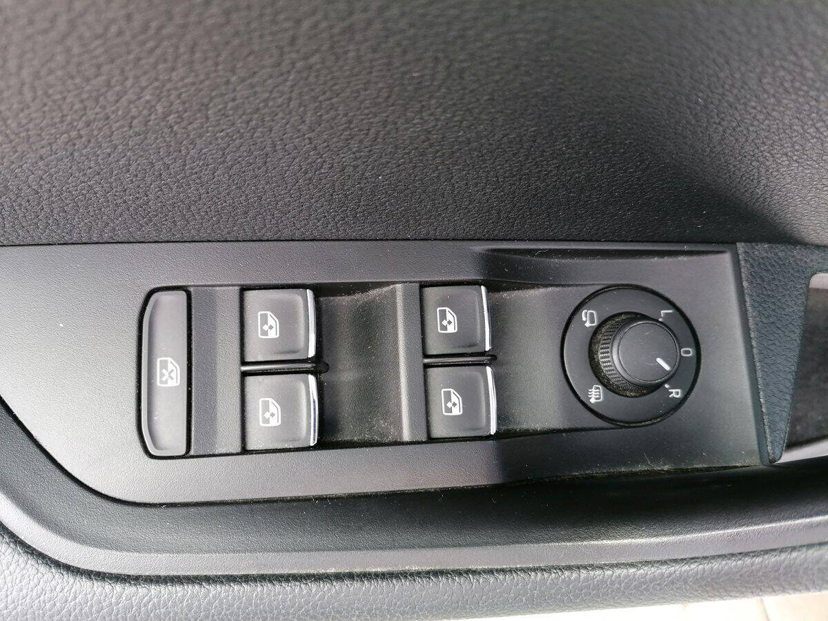product-gallery-image