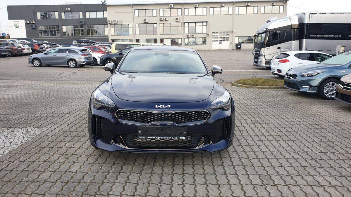 Kia Stinger 3.3 T-GDI 269 kW GT
