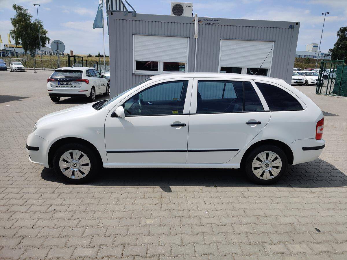 Škoda Fabia 1.4 16V 59 kW Ambiente Combi