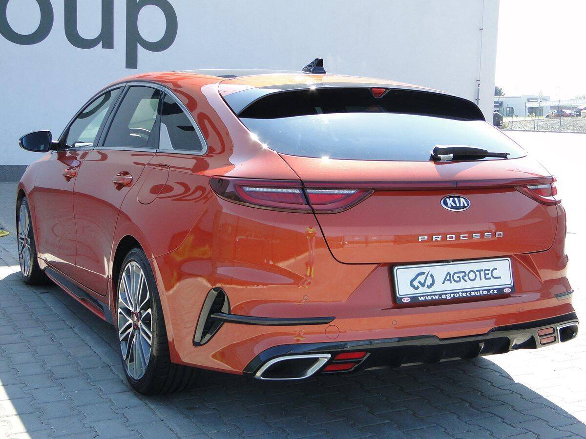 Kia ProCeed 1.6T-GDI 150kW GT