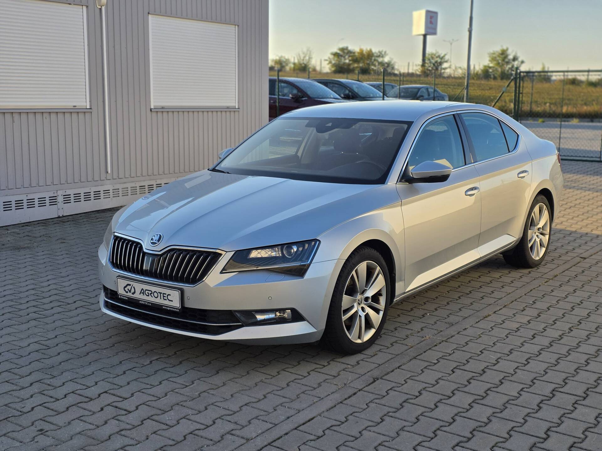 Skoda Superb 1.8 TSI 132kW Style PLUS