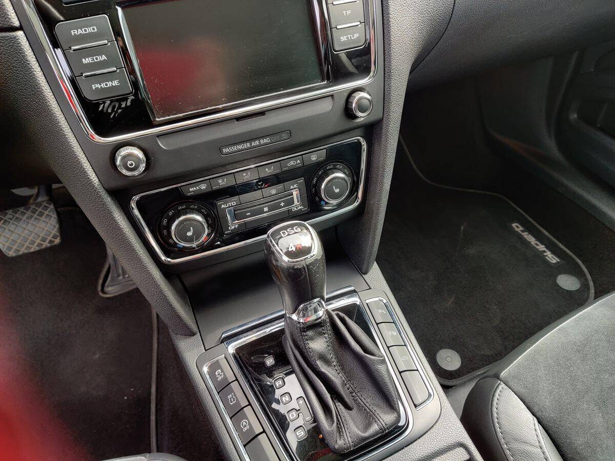 product-gallery-image