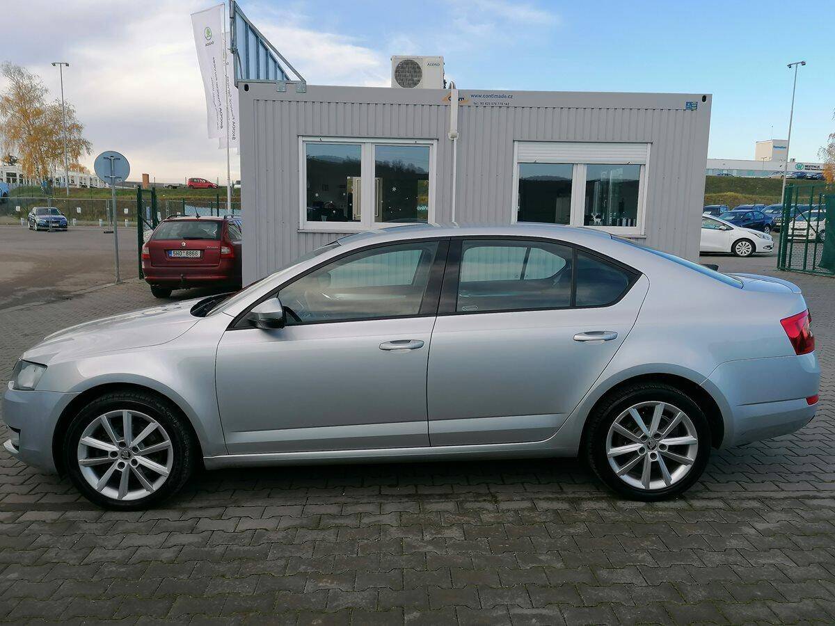 Škoda Octavia 1.8 TSI 132kW Style