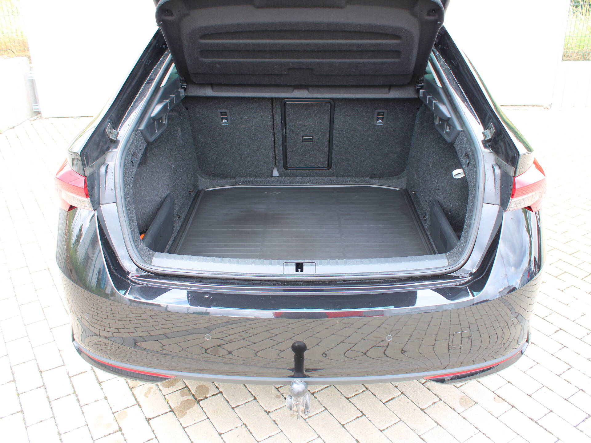 product-gallery-image