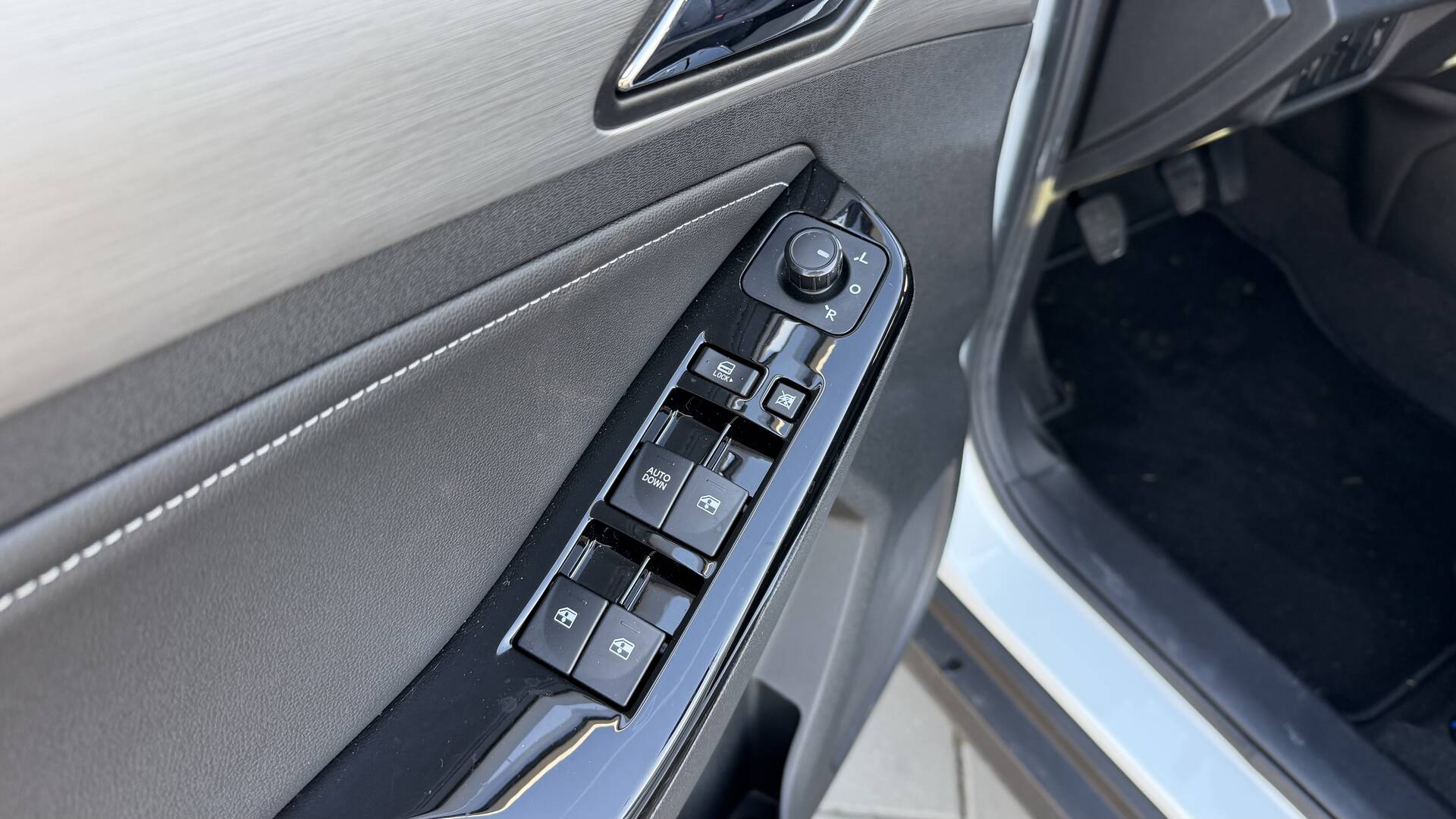 product-gallery-image