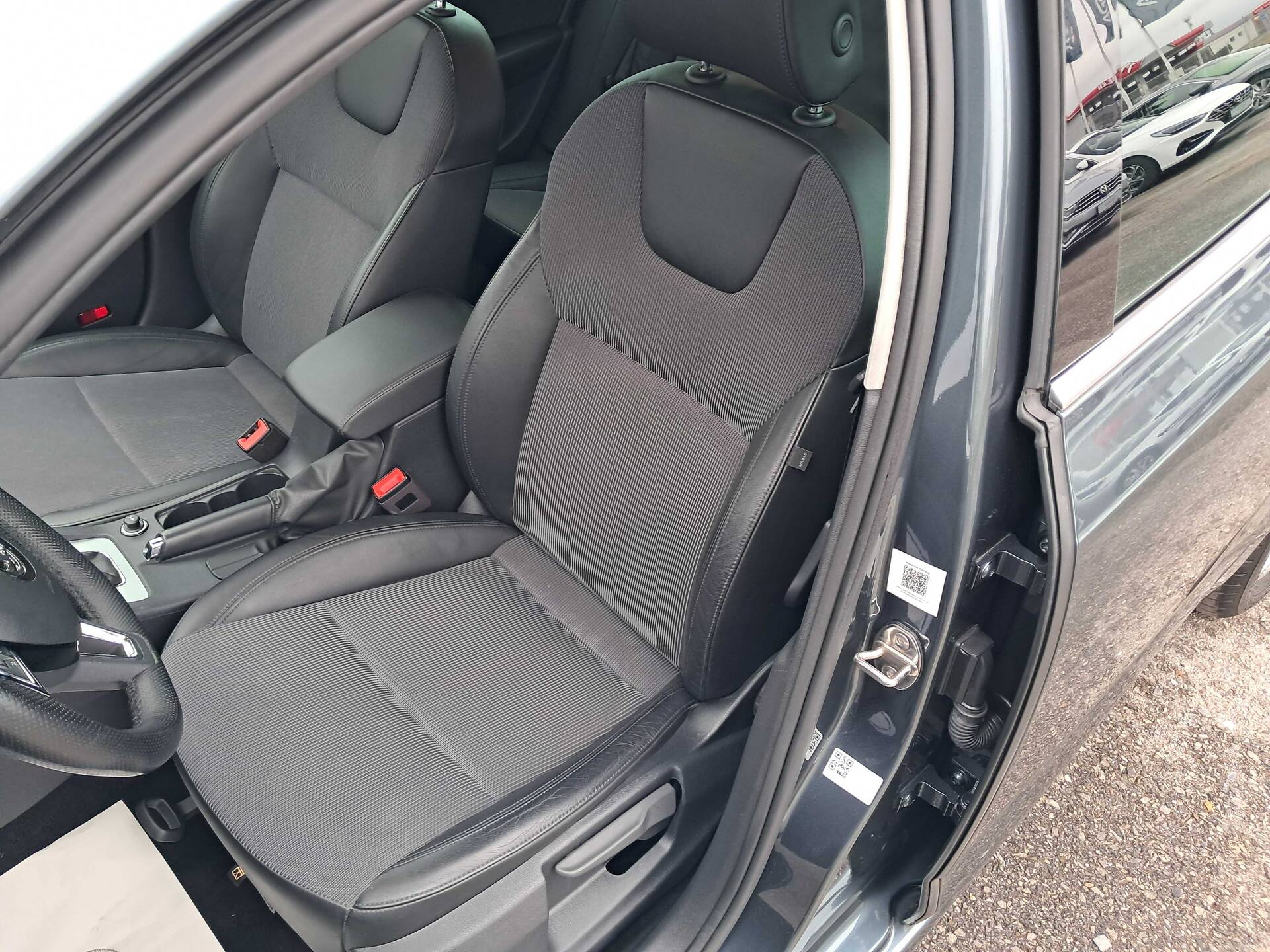 product-gallery-image