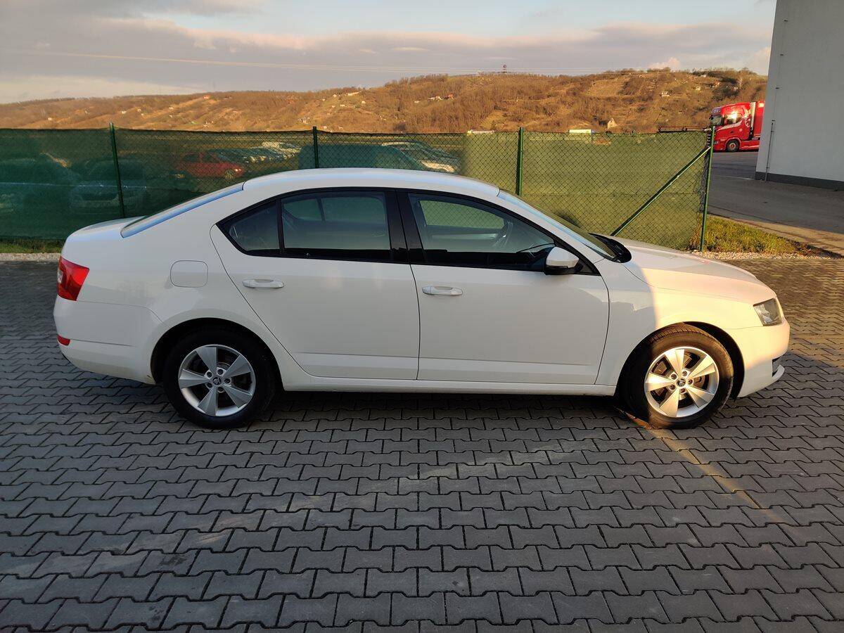 product-gallery-image
