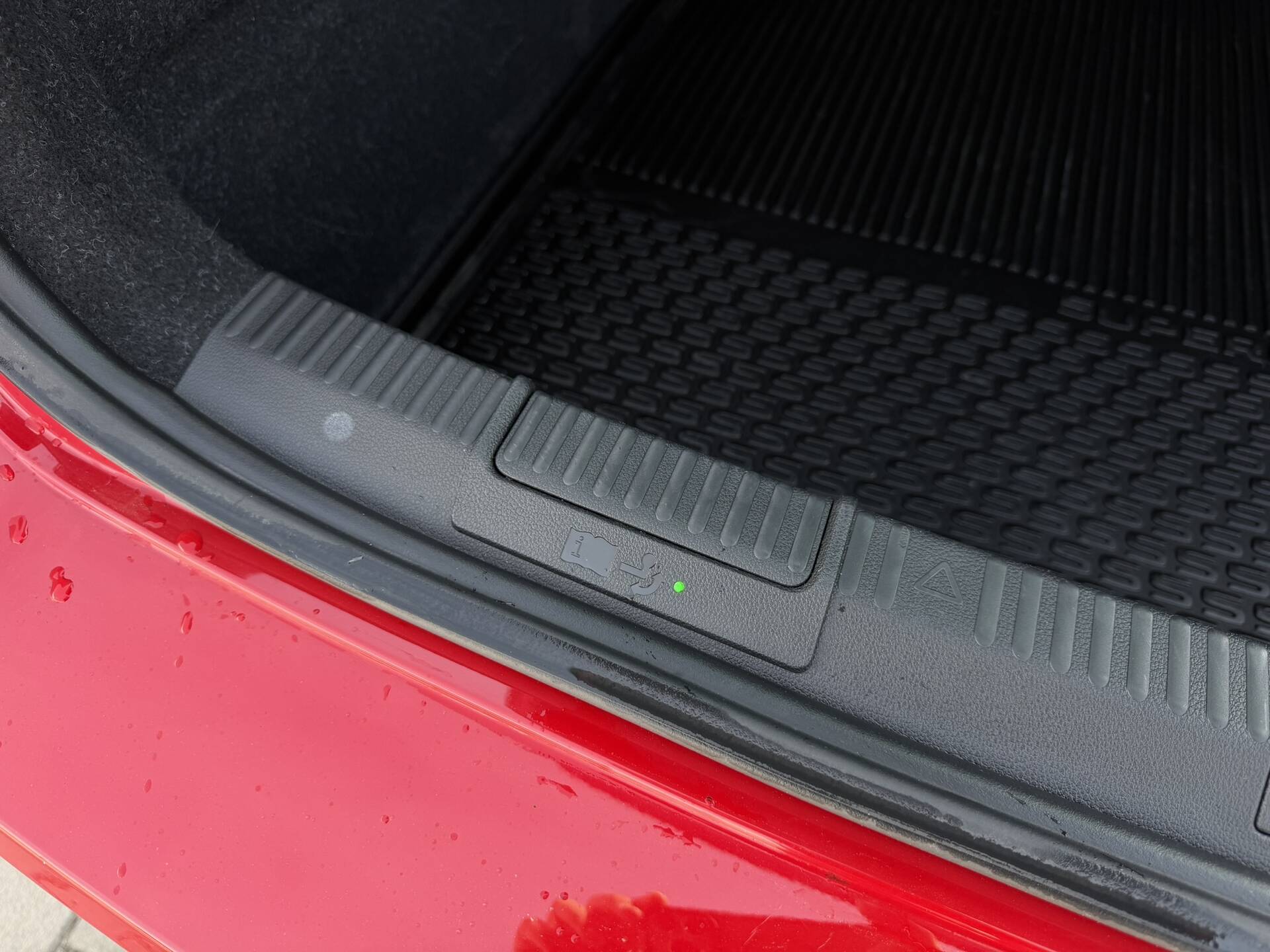 product-gallery-image
