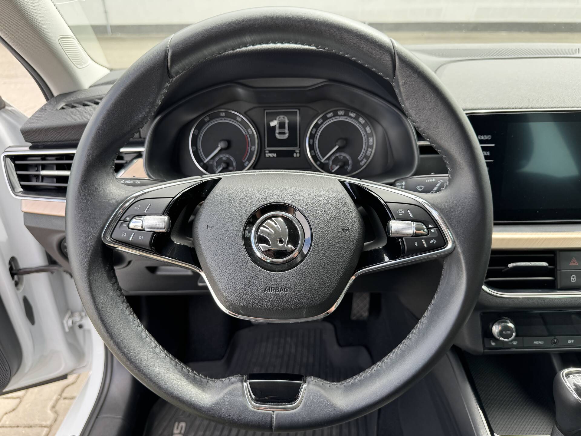 product-gallery-image