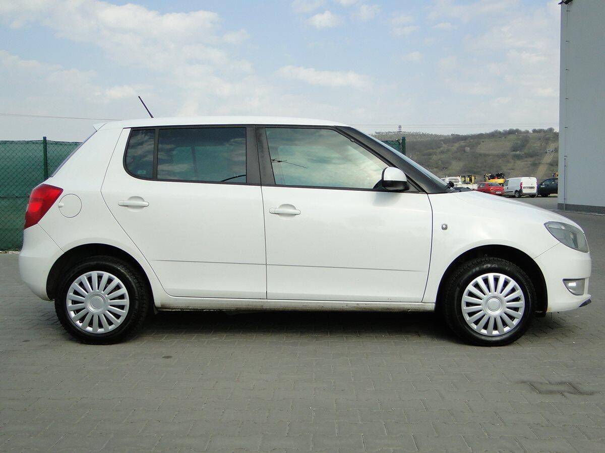 Škoda Fabia 1.2 HTP 51kW AMBITION MAGIC