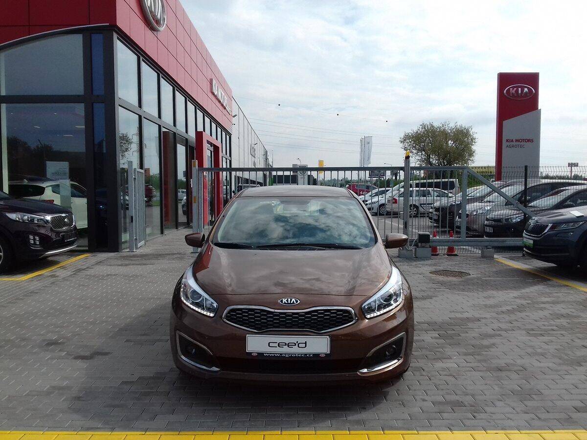 Kia Cee'd 1.4 CVVT 74 kW  Fresh
