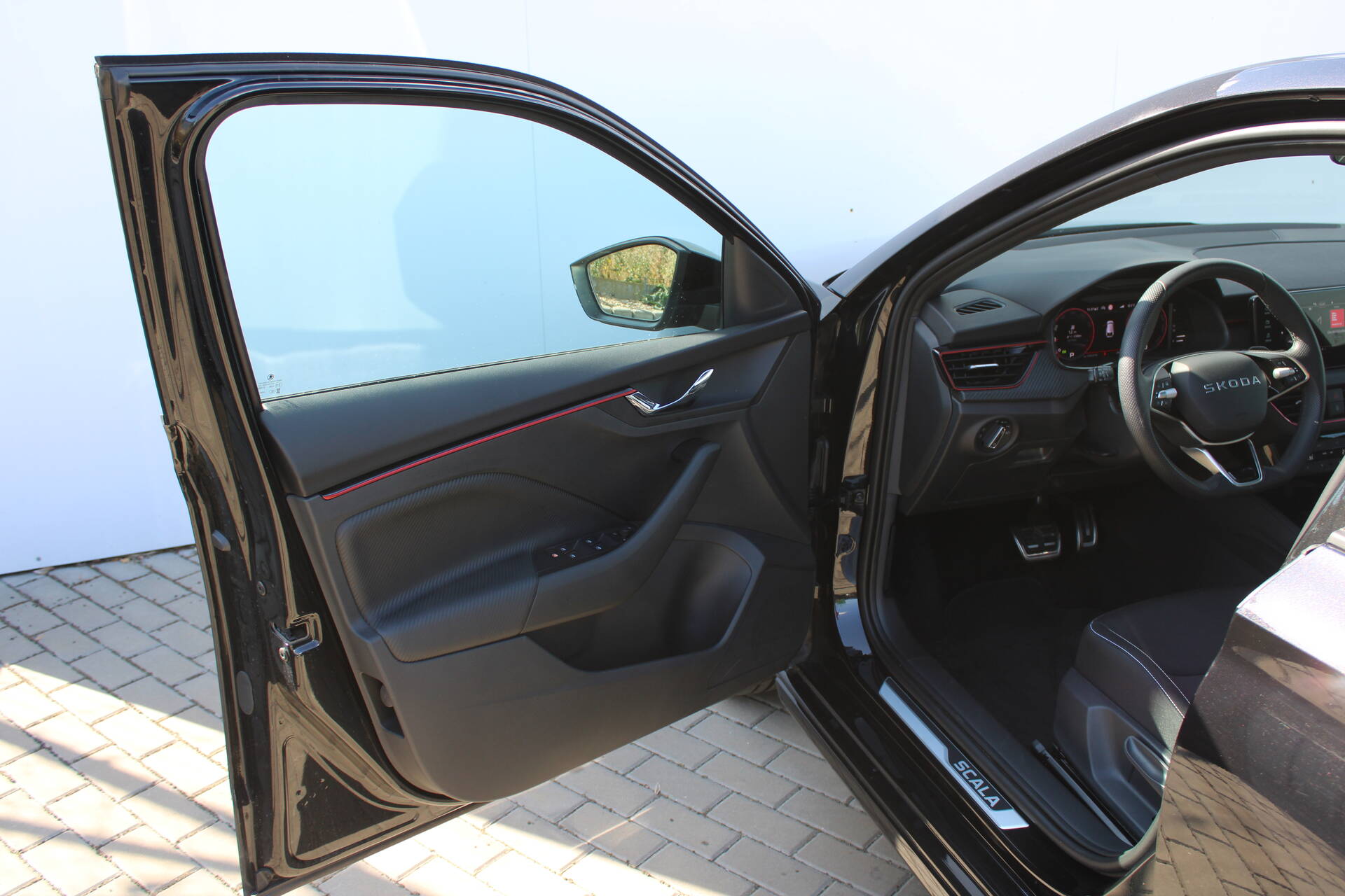 product-gallery-image
