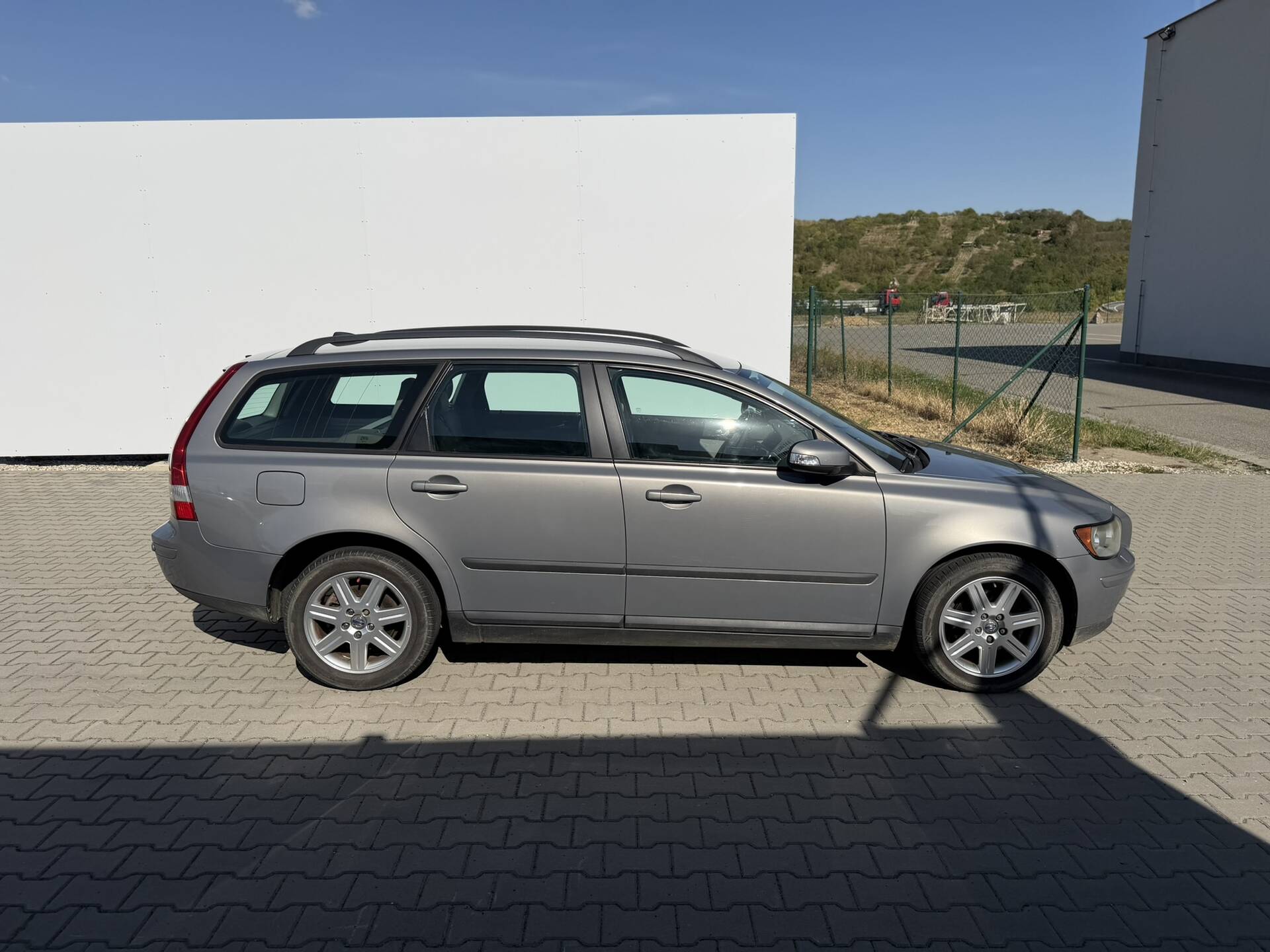 product-gallery-image