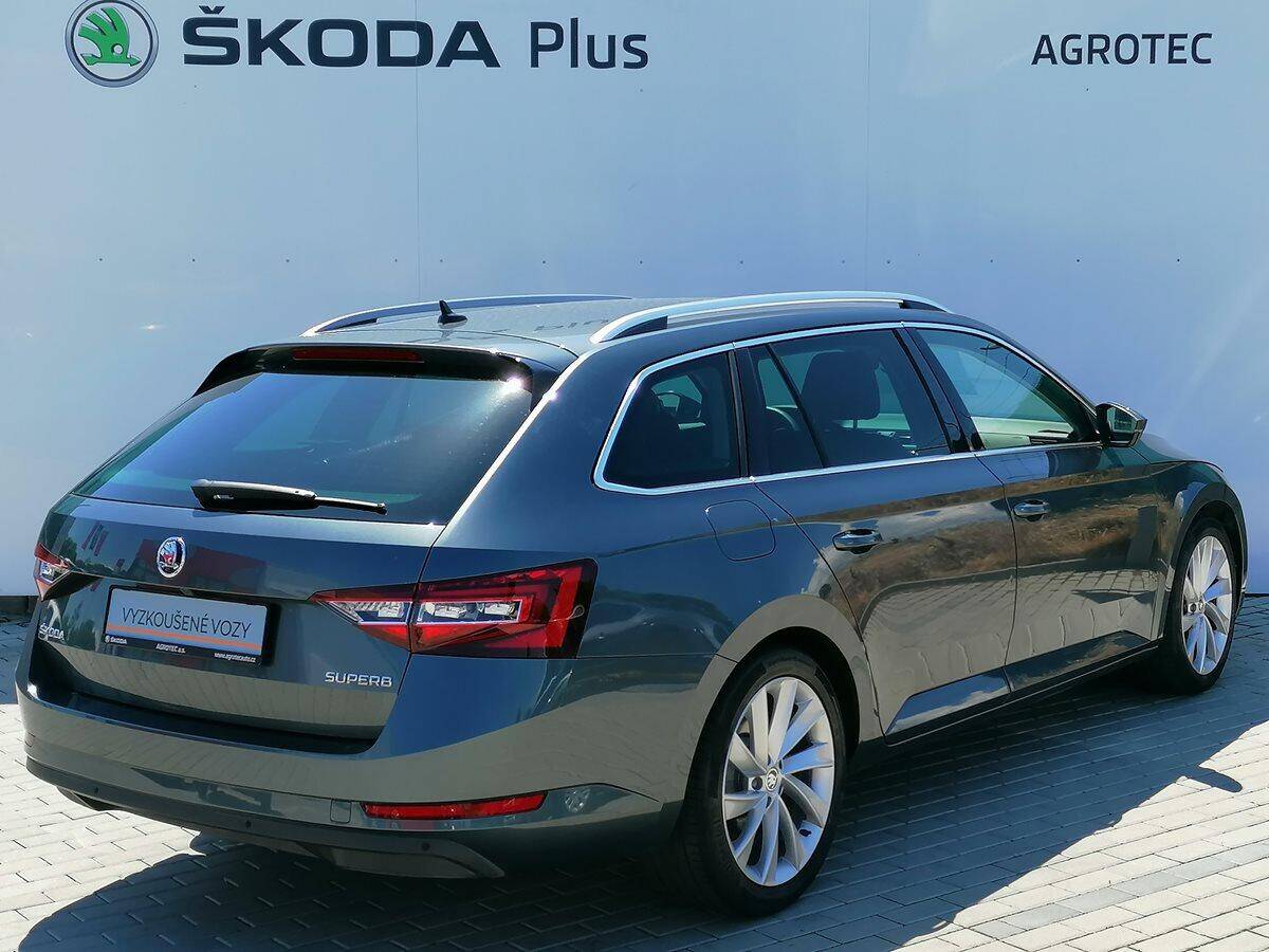 Škoda Superb Combi DSG 2,0 TDI/140 kW Style