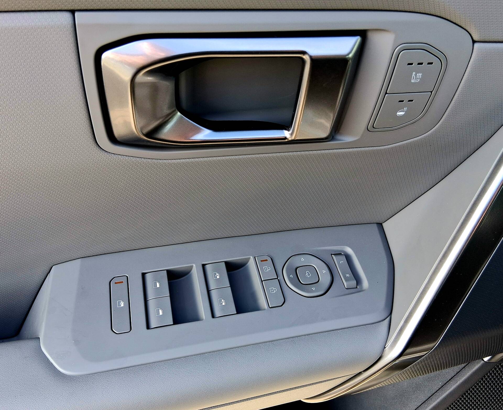product-gallery-image