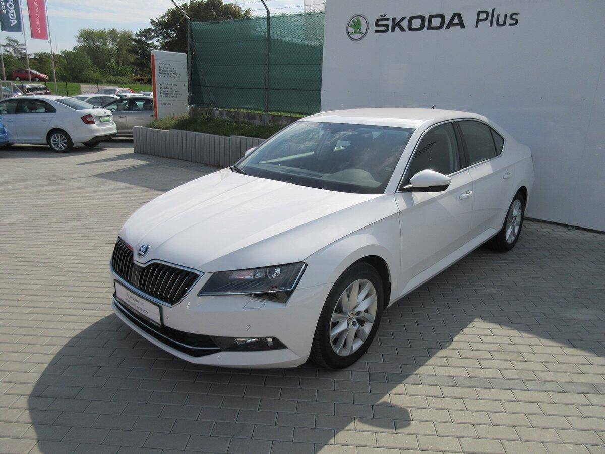 Škoda Superb