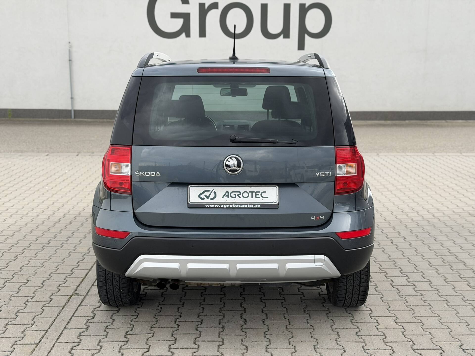 product-gallery-image