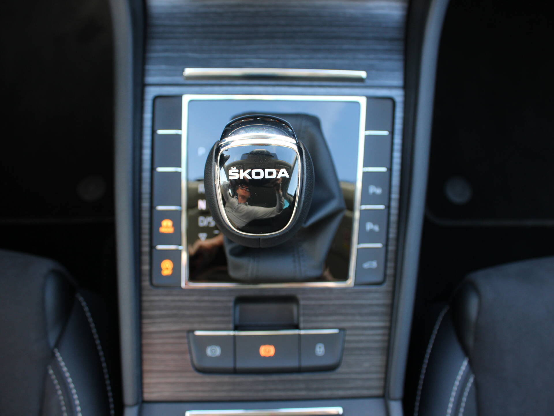 product-gallery-image