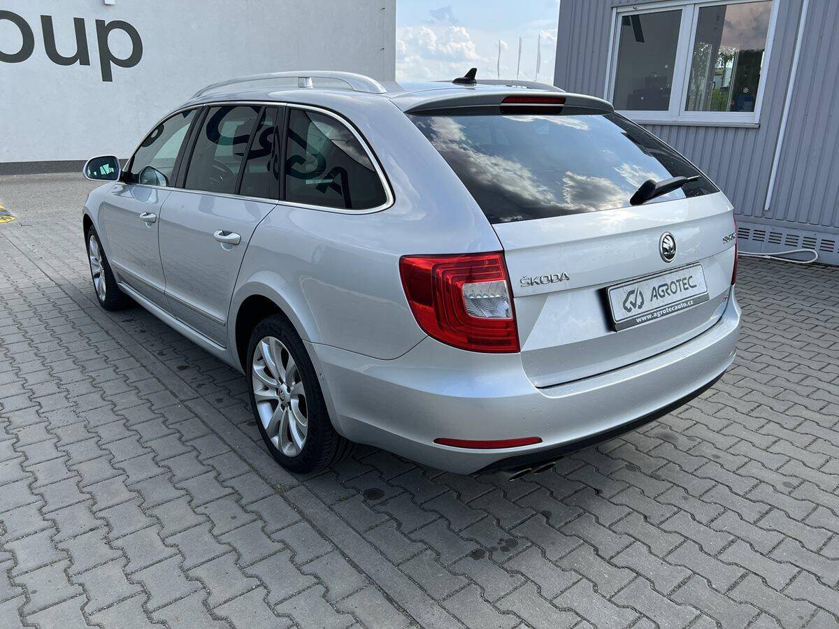 Škoda Superb 2.0 TDI 103 kW Elegance 4x4