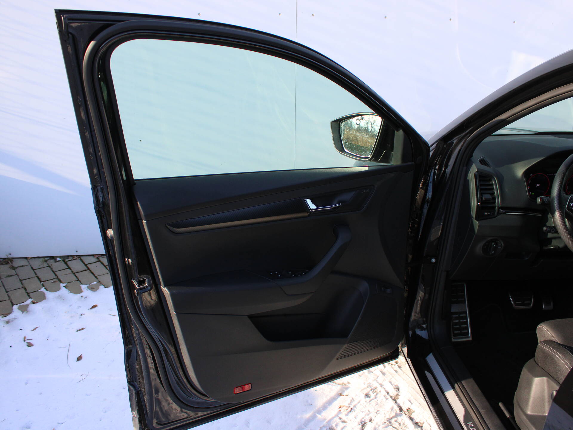 product-gallery-image