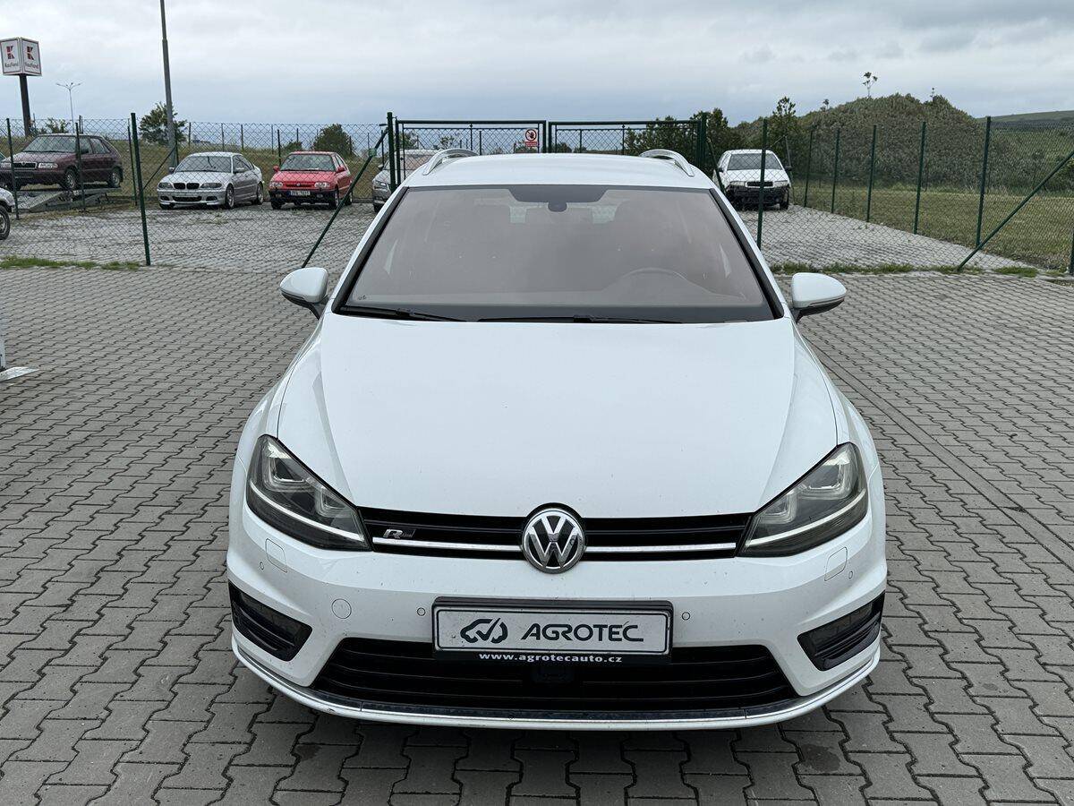 Volkswagen Golf 1.4 TSI 110 kW R-Line Highline