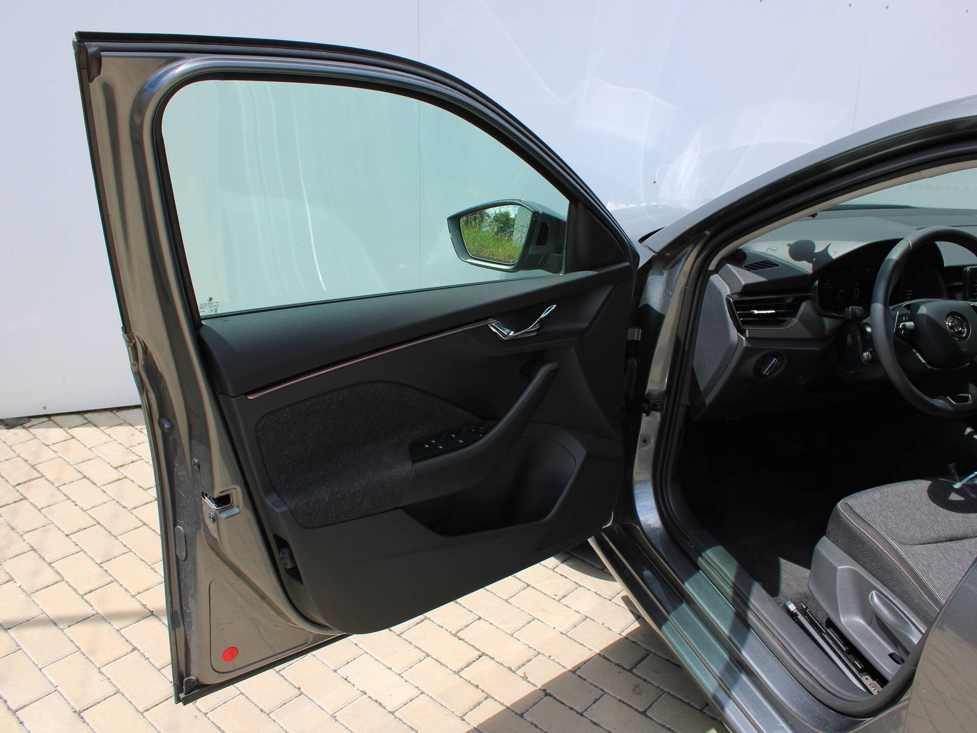 product-gallery-image