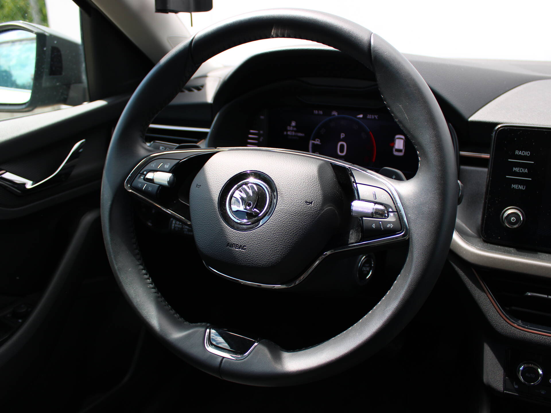 product-gallery-image