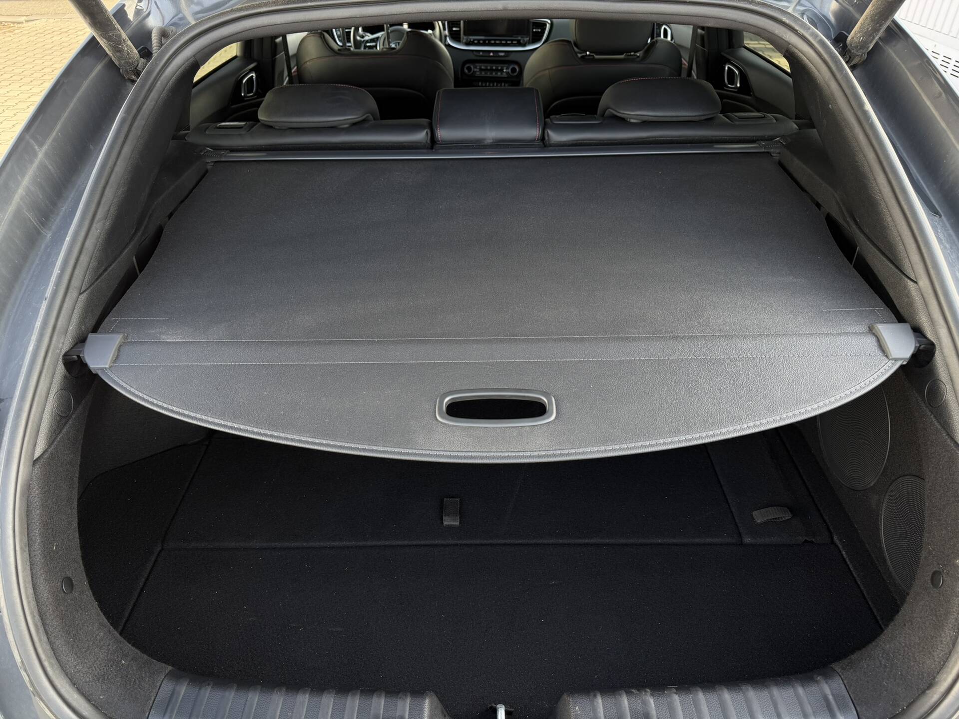 product-gallery-image