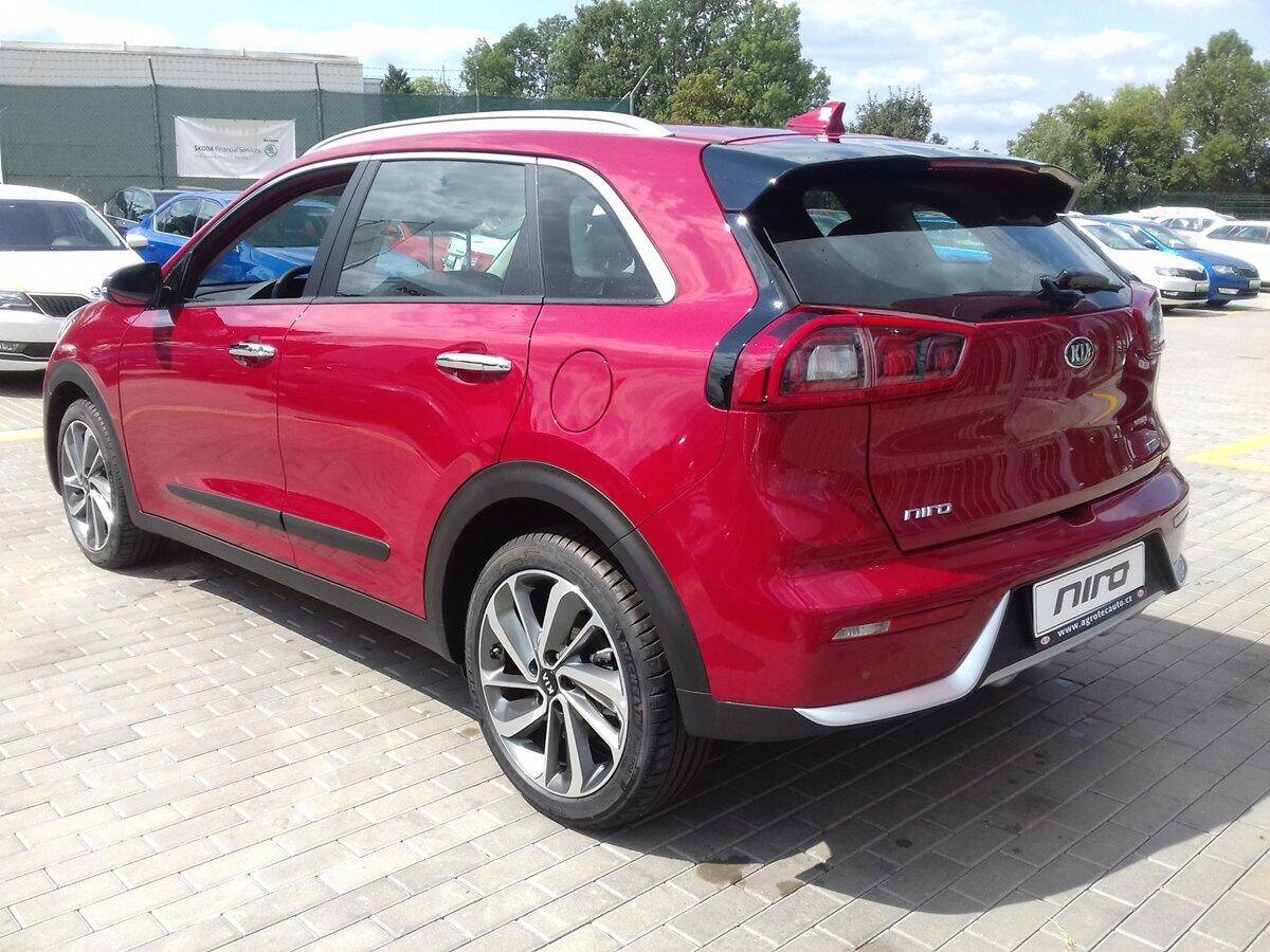 Kia Niro 1.6 GDI HEV 104 kW  Exclusive