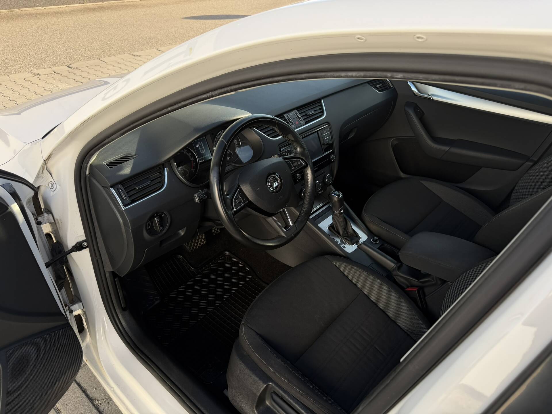 product-gallery-image