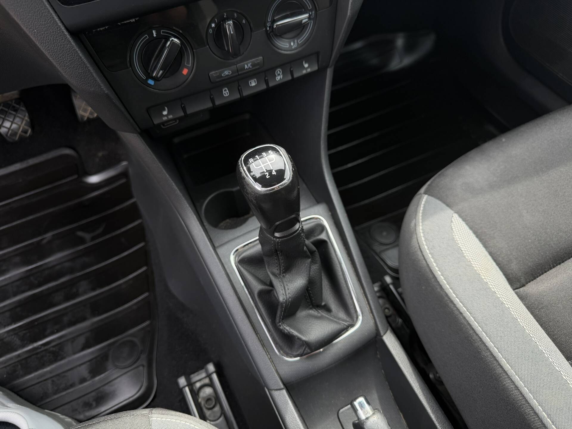 product-gallery-image