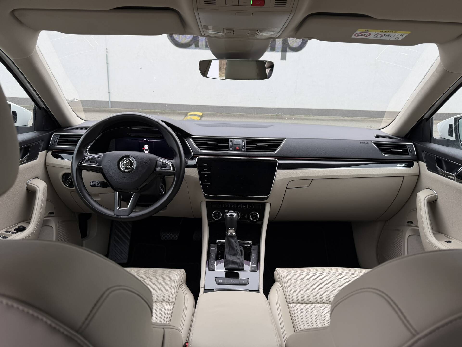 product-gallery-image