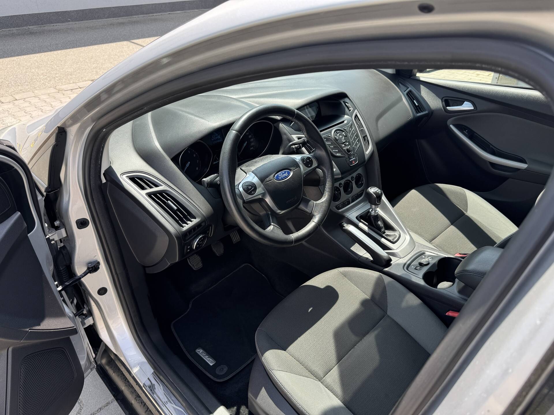 product-gallery-image