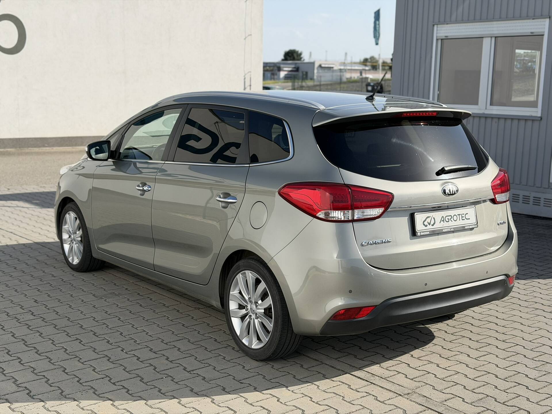 Kia Carens 1.7 CRDi 100 kW Exclusive