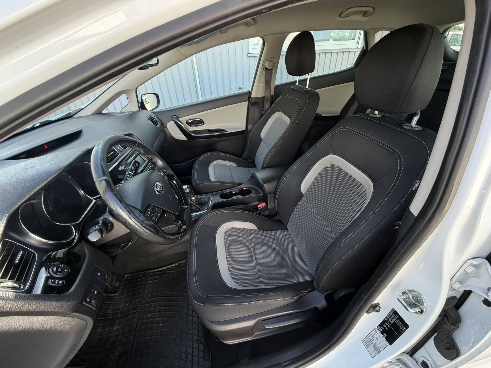 product-gallery-image