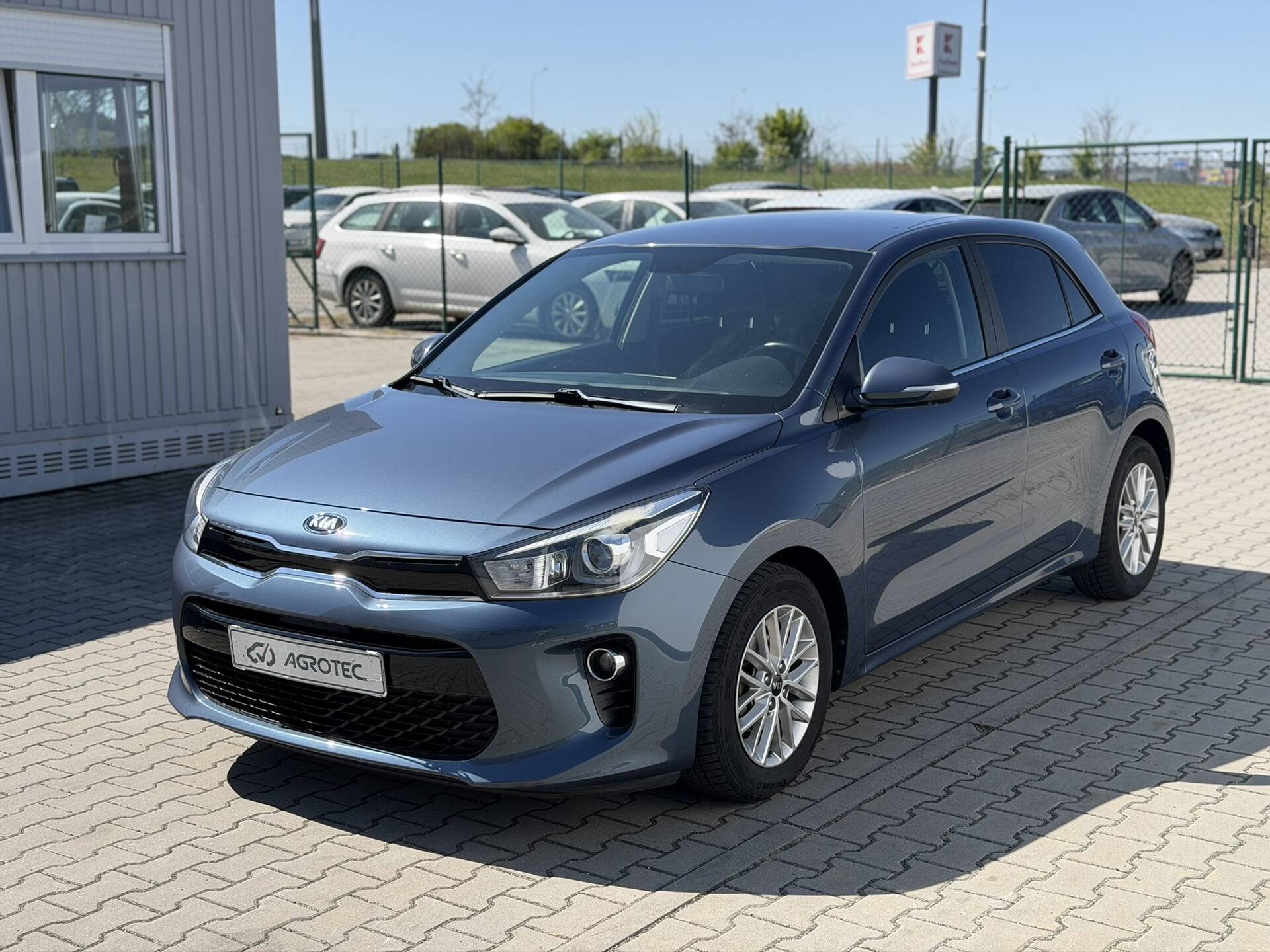 Kia Rio 1.4 CVVT 73 kW Exclusive Auto