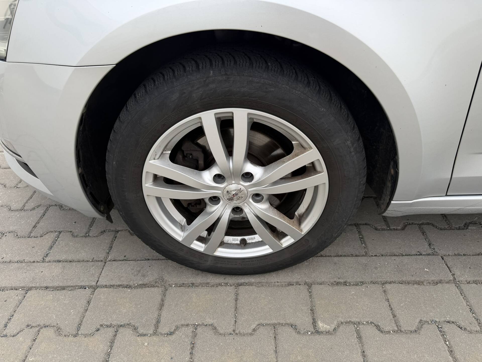 product-gallery-image