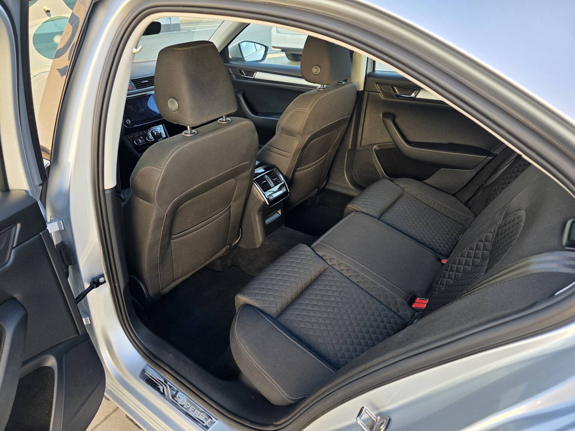 product-gallery-image