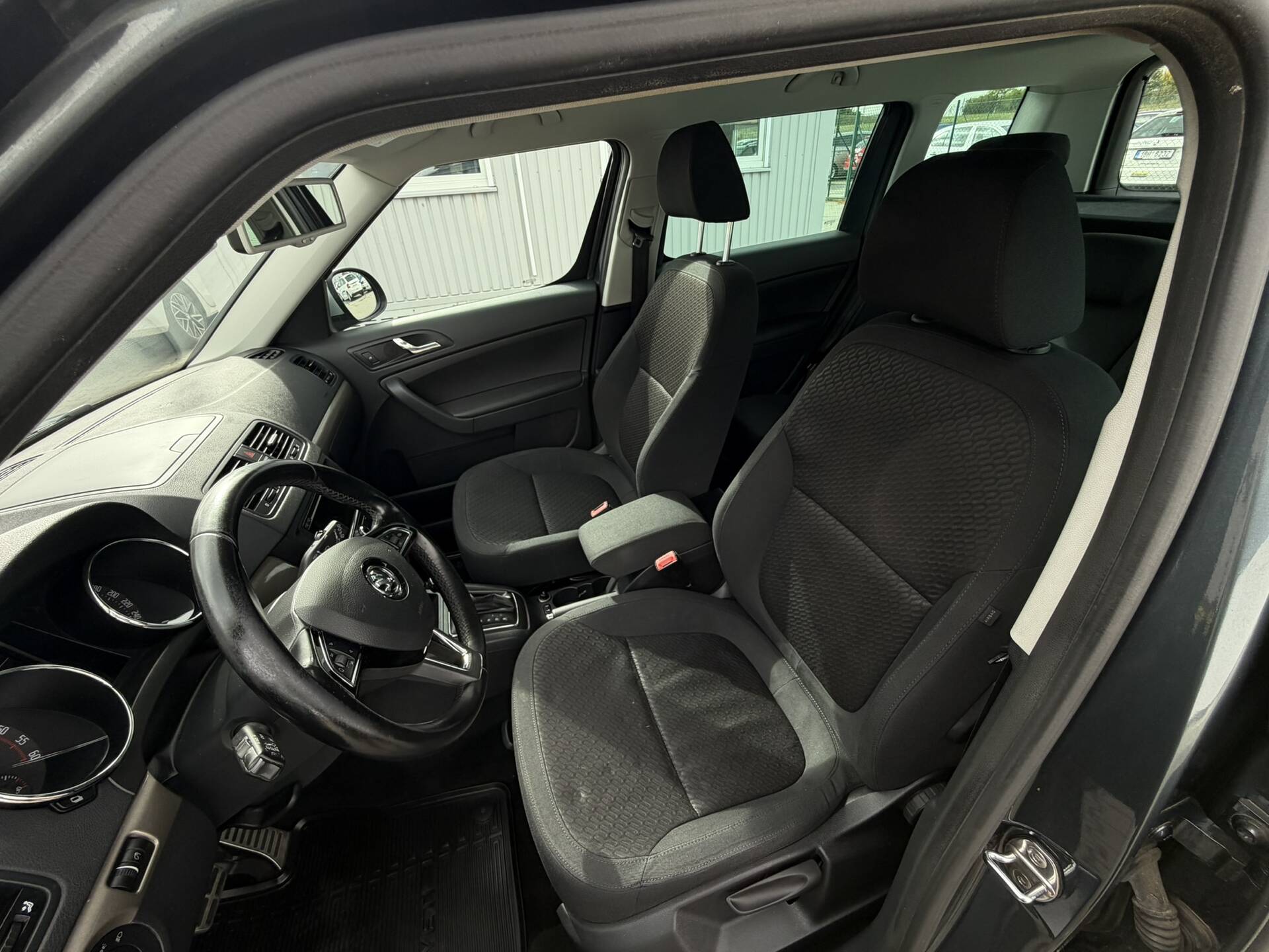 product-gallery-image