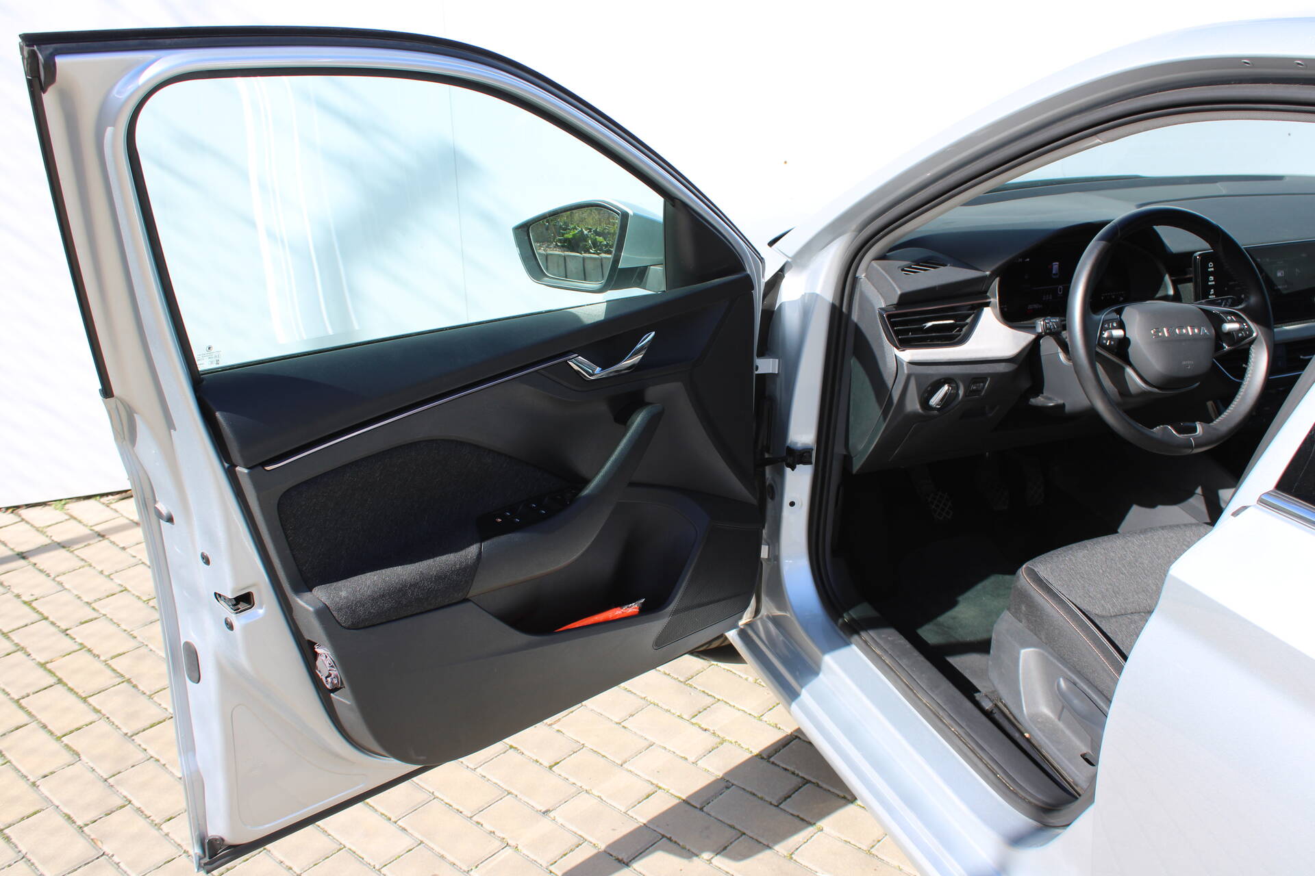 product-gallery-image