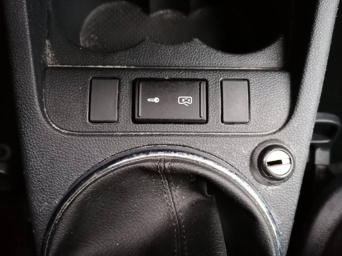 product-gallery-image