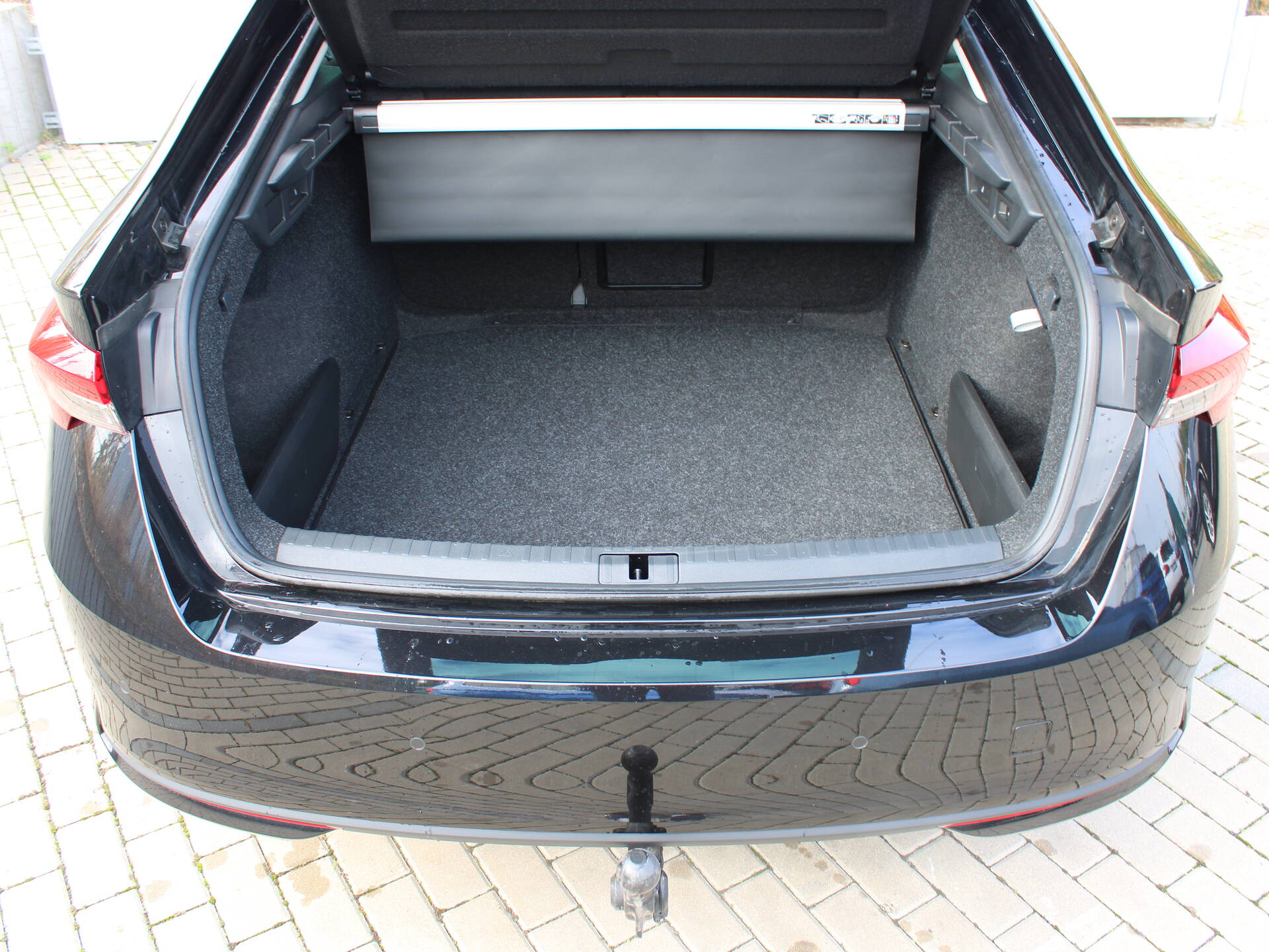 product-gallery-image