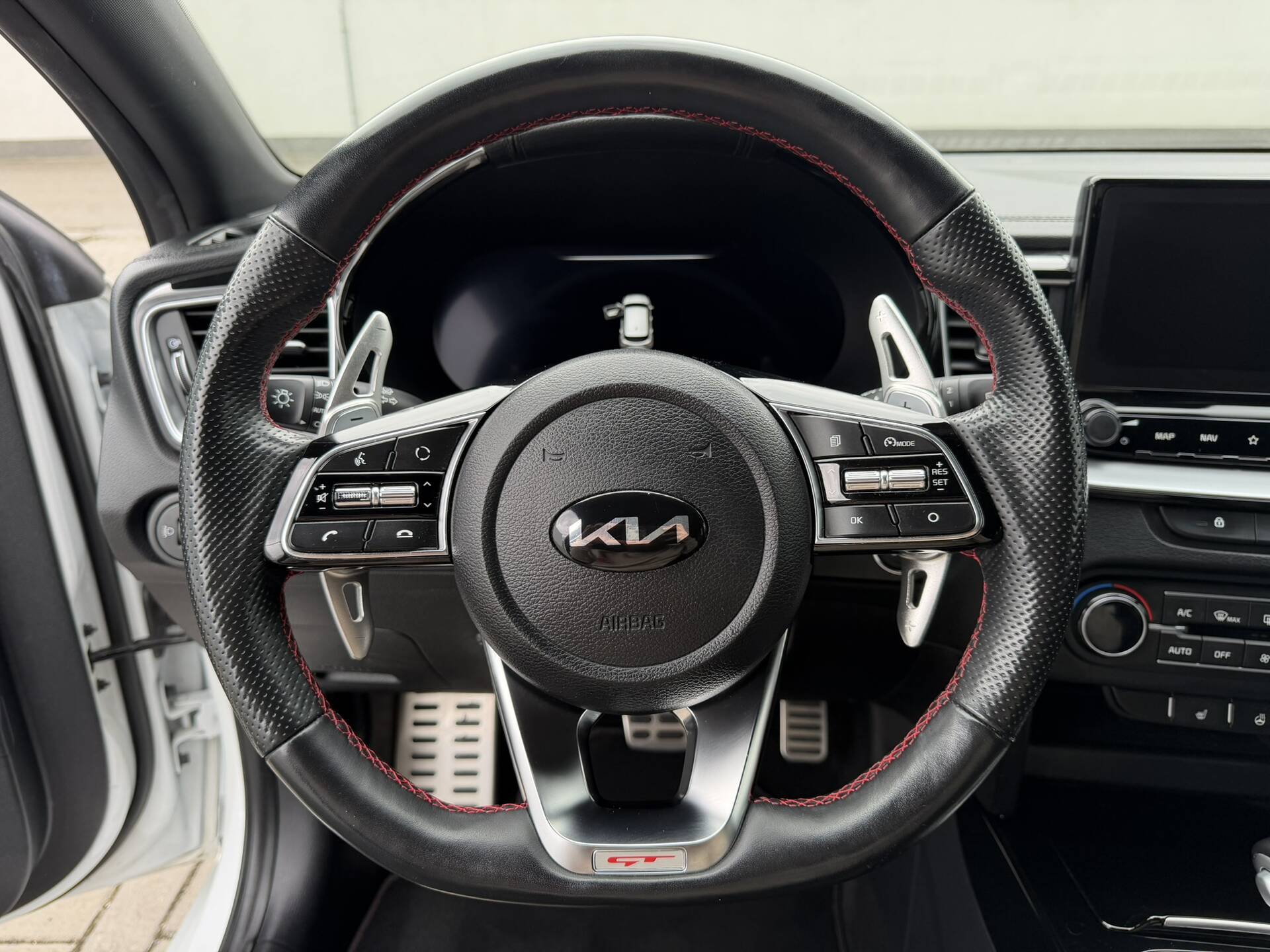 product-gallery-image