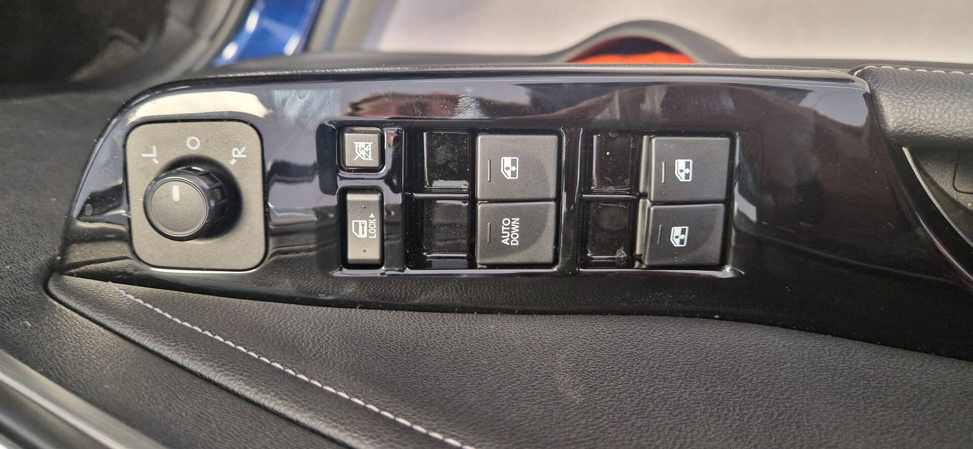 product-gallery-image